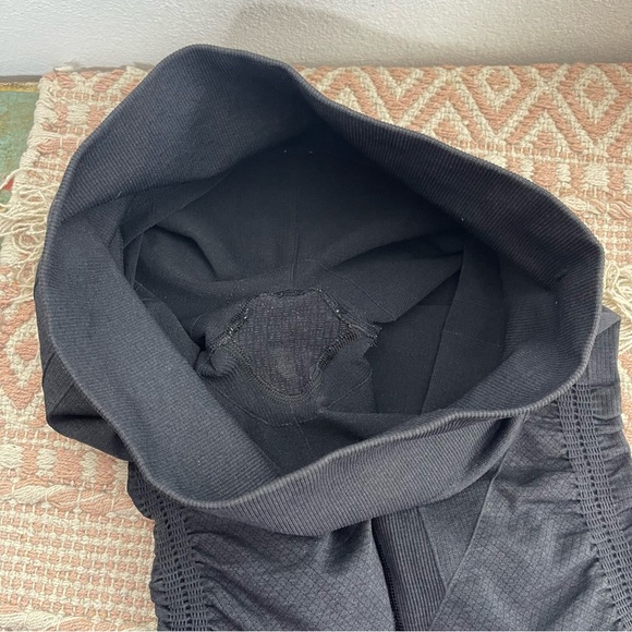 Lululemon Flow & Go Crop Seamless Leggings Size 4 - Picture 9 of 14